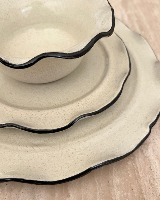 Scalloped Dining Set of 4